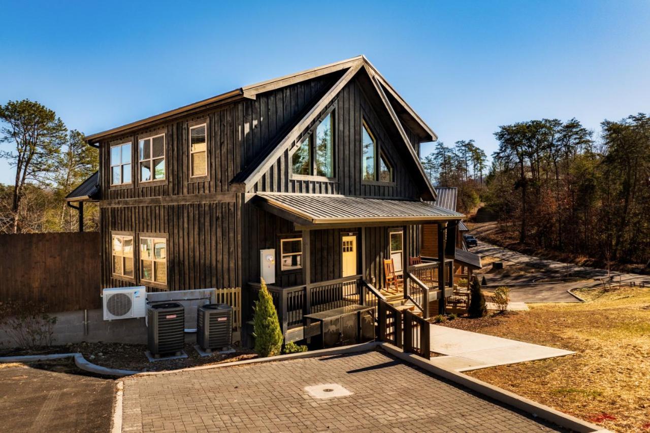 Private Indoor Pool Cabin W/ Game Room & Hot Tub! Pigeon Forge Buitenkant foto