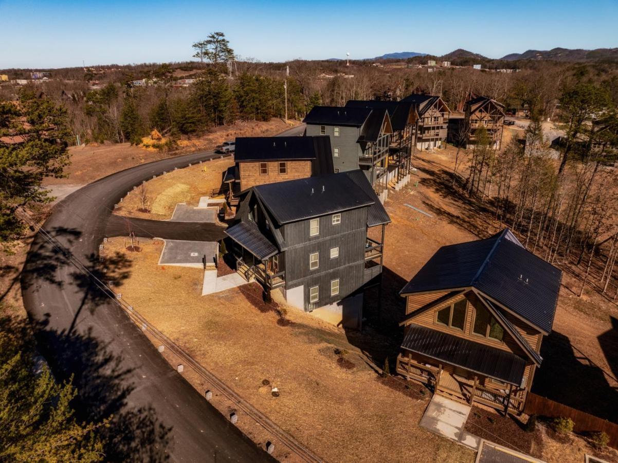 Private Indoor Pool Cabin W/ Game Room & Hot Tub! Pigeon Forge Buitenkant foto